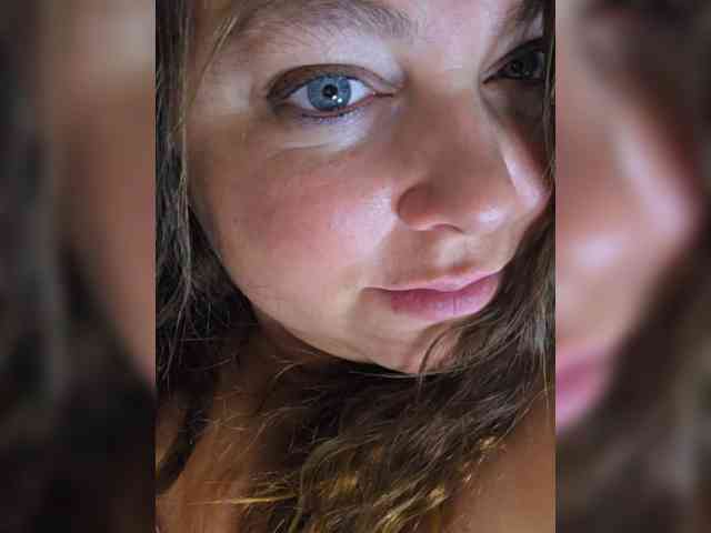 FLUFFY_BEAUTY webcam