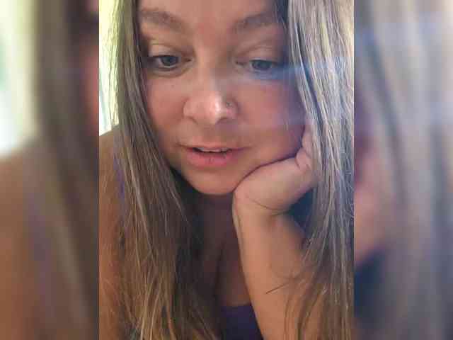 FLUFFY_BEAUTY webcam