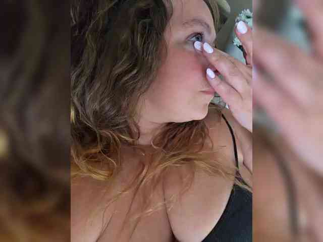 FLUFFY_BEAUTY webcam