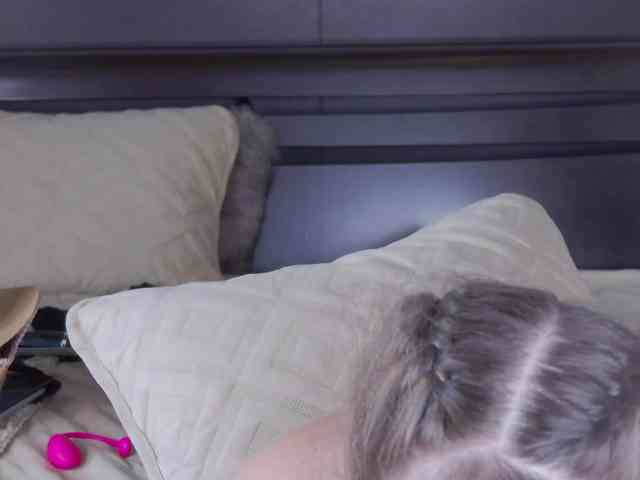 FLUFFY_BEAUTY webcam