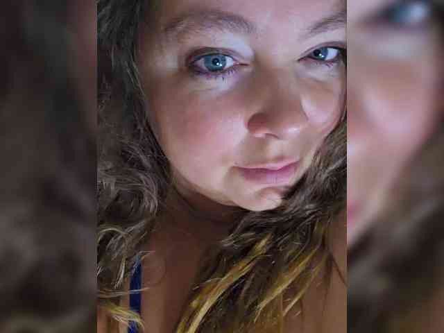 FLUFFY_BEAUTY webcam