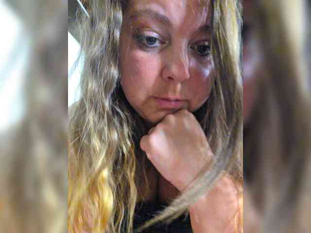 FLUFFY_BEAUTY webcam