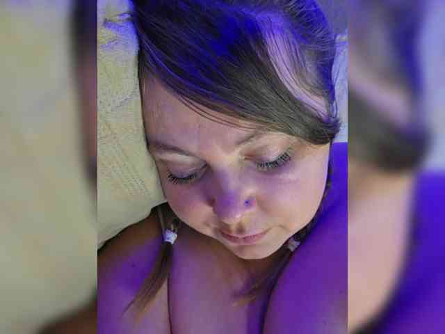 FLUFFY_BEAUTY webcam