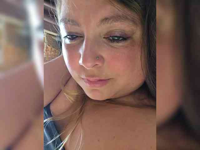 FLUFFY_BEAUTY webcam