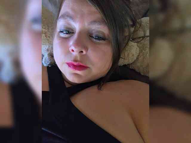 FLUFFY_BEAUTY webcam