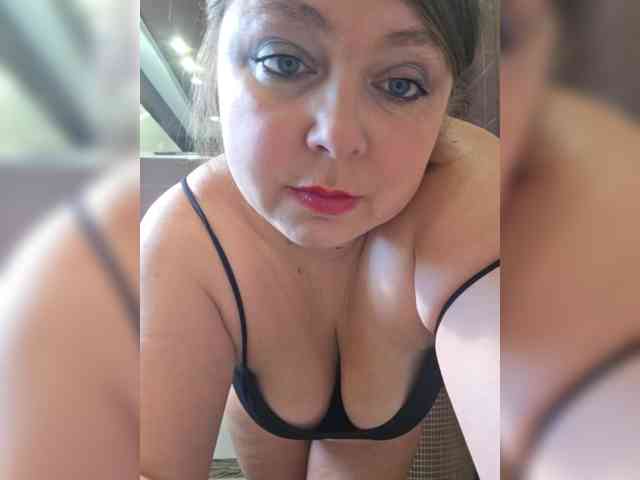 FLUFFY_BEAUTY webcam