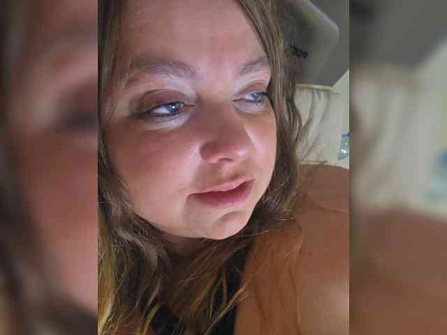 FLUFFY_BEAUTY webcam