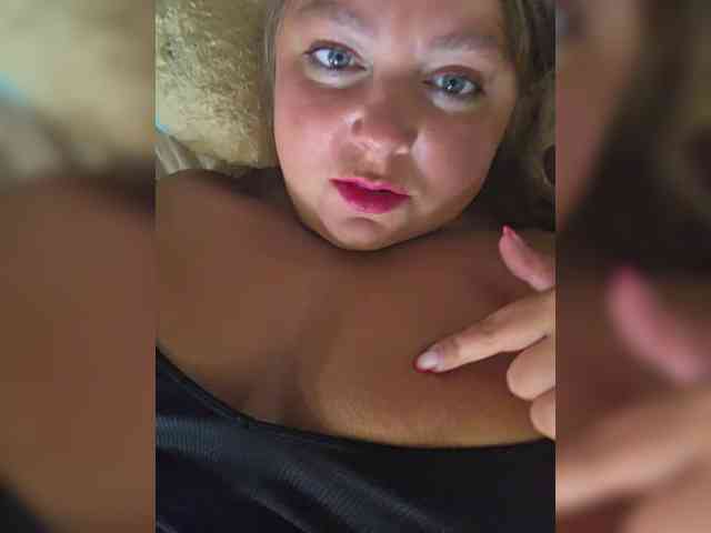 FLUFFY_BEAUTY webcam