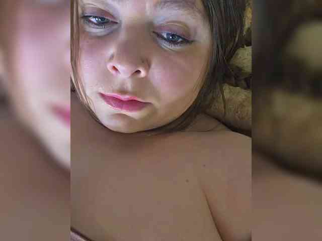 FLUFFY_BEAUTY webcam