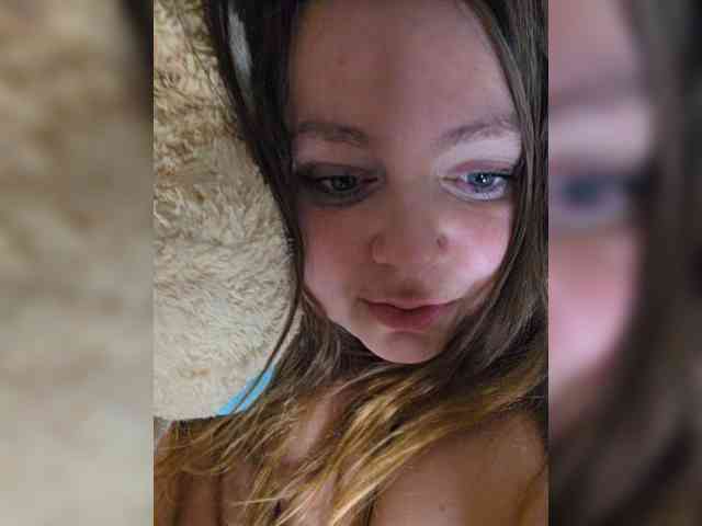 FLUFFY_BEAUTY webcam