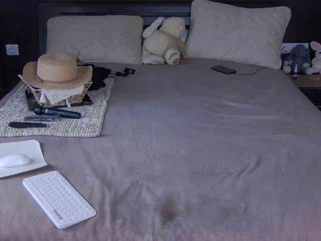 FLUFFY_BEAUTY webcam