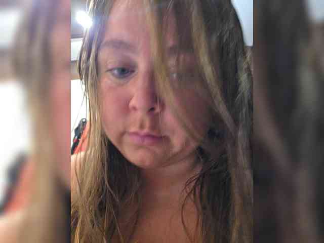 FLUFFY_BEAUTY webcam