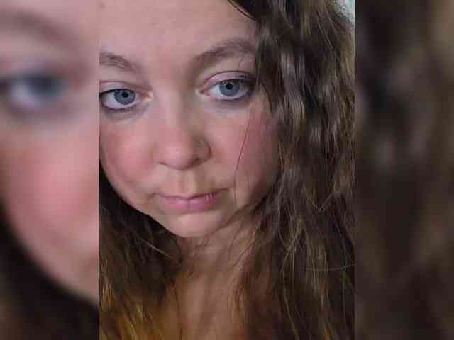 FLUFFY_BEAUTY webcam