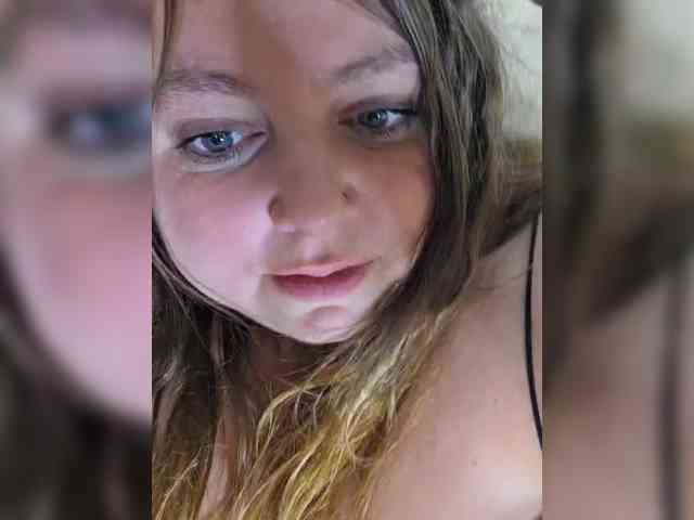 FLUFFY_BEAUTY webcam