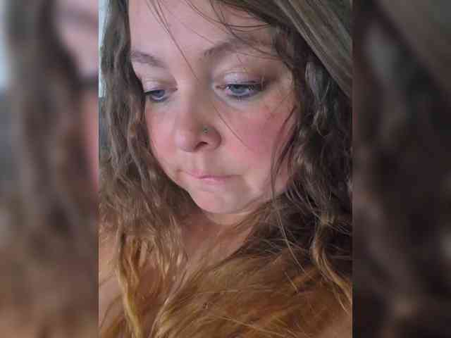 FLUFFY_BEAUTY webcam