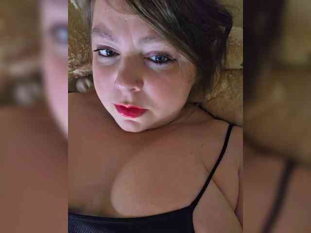 FLUFFY_BEAUTY webcam