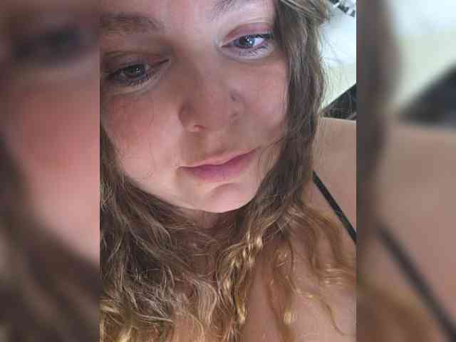 FLUFFY_BEAUTY webcam