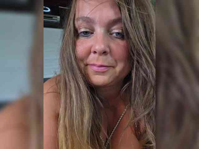FLUFFY_BEAUTY webcam