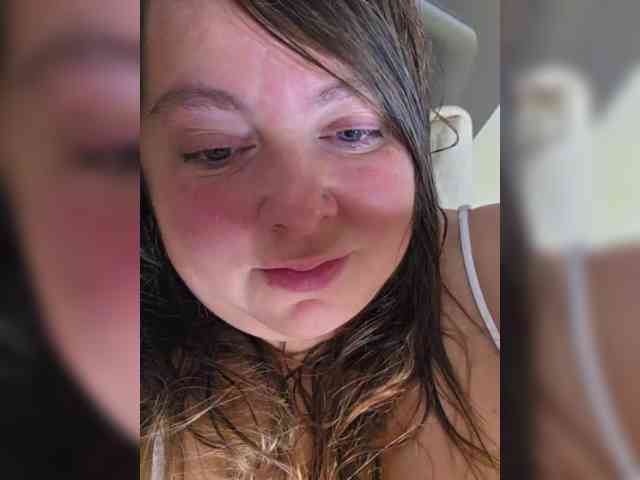 FLUFFY_BEAUTY webcam