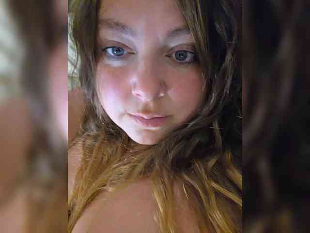 FLUFFY_BEAUTY webcam