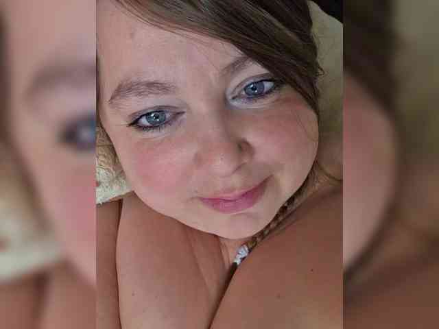 FLUFFY_BEAUTY webcam