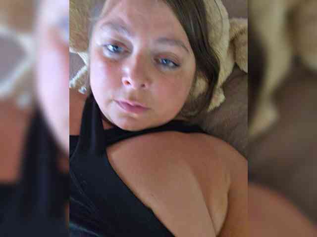 FLUFFY_BEAUTY webcam