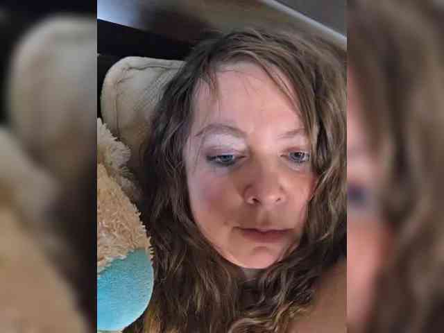 FLUFFY_BEAUTY webcam
