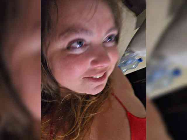 FLUFFY_BEAUTY webcam