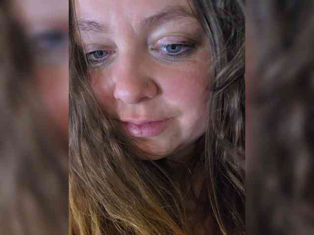 FLUFFY_BEAUTY webcam