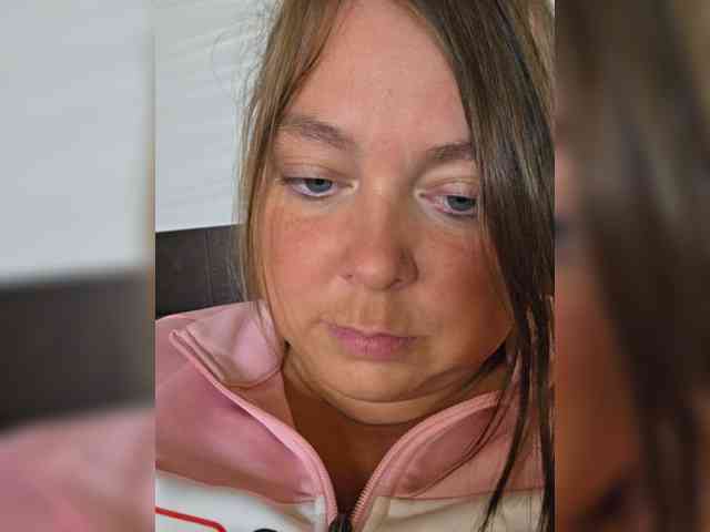 FLUFFY_BEAUTY webcam