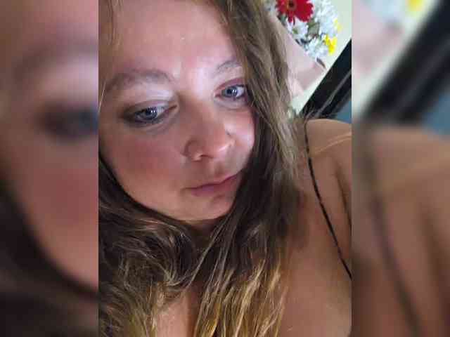FLUFFY_BEAUTY webcam