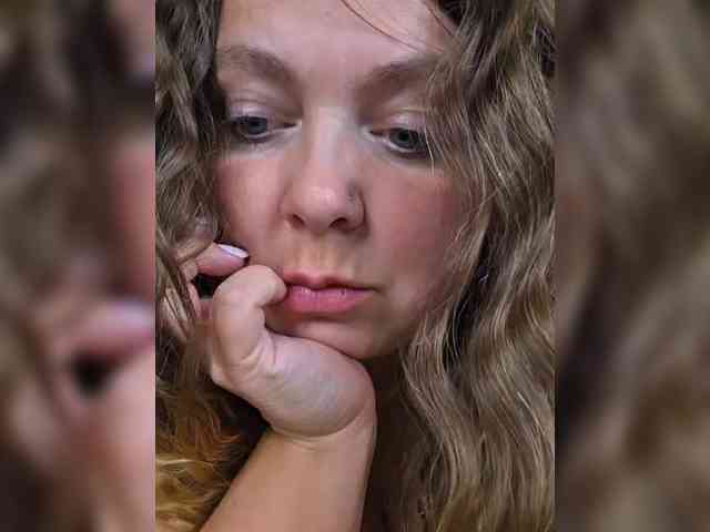 FLUFFY_BEAUTY webcam