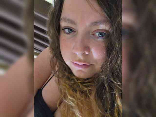 FLUFFY_BEAUTY webcam