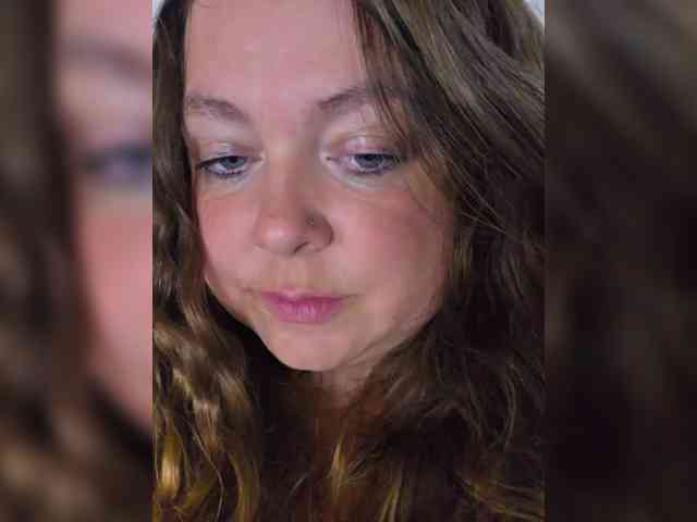 FLUFFY_BEAUTY webcam