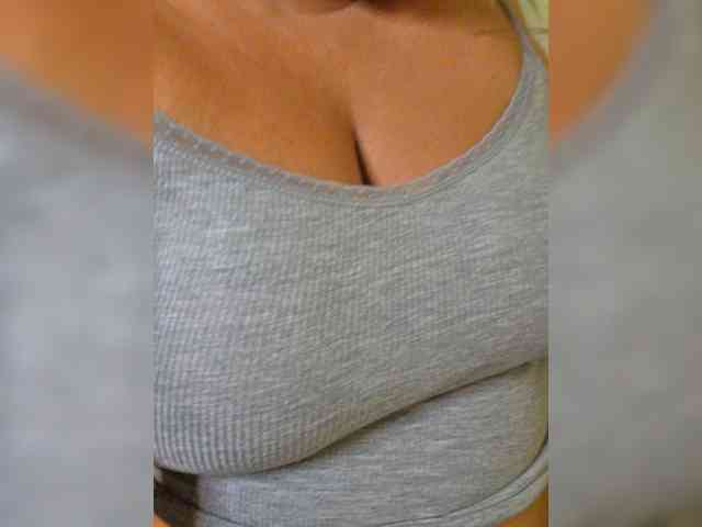 FLUFFY_BEAUTY webcam