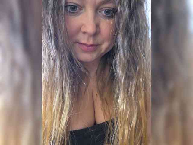 FLUFFY_BEAUTY webcam