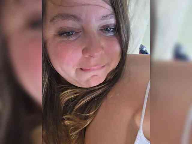 FLUFFY_BEAUTY webcam