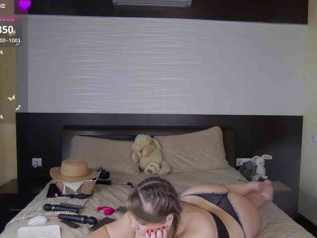 FLUFFY_BEAUTY webcam