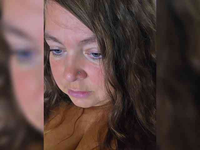 FLUFFY_BEAUTY webcam