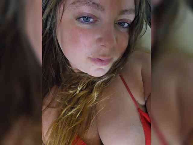 FLUFFY_BEAUTY webcam