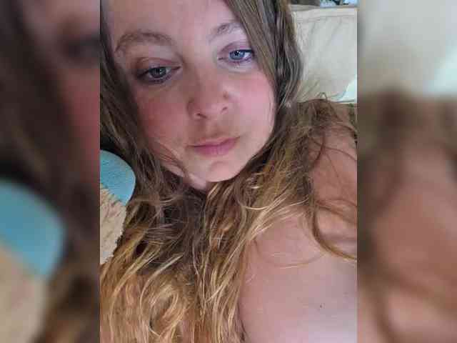 FLUFFY_BEAUTY webcam