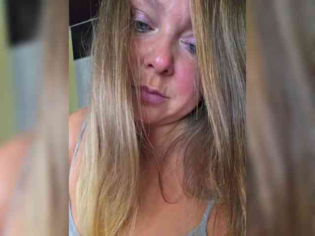free adult chat room HairyCrotch