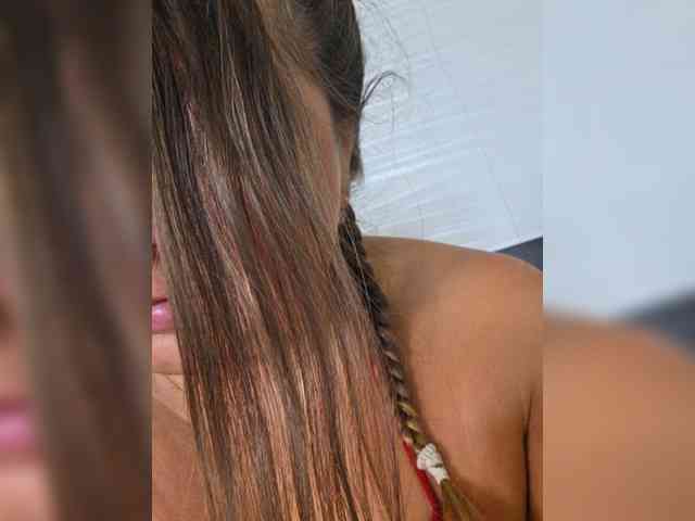 FLUFFY_BEAUTY webcam