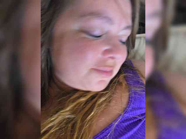 FLUFFY_BEAUTY webcam