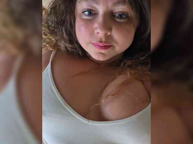 FLUFFY_BEAUTY webcam