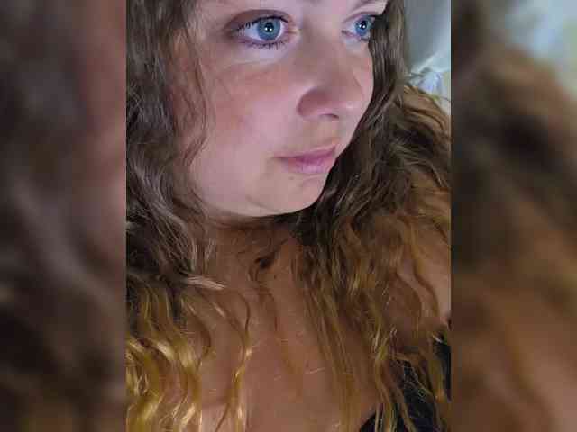 FLUFFY_BEAUTY webcam