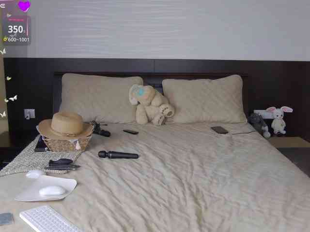 FLUFFY_BEAUTY webcam