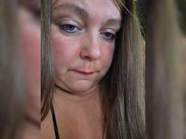 FLUFFY_BEAUTY webcam