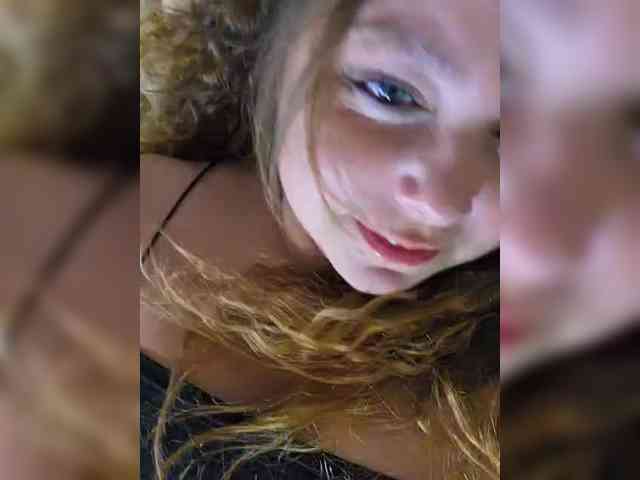 FLUFFY_BEAUTY webcam