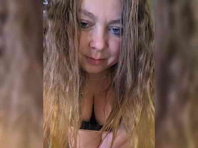 FLUFFY_BEAUTY webcam